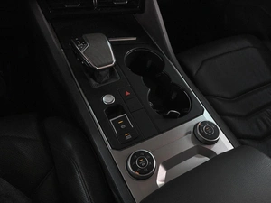 Внедорожник Volkswagen Touareg 2019 года, 4349000 рублей, Аксай