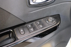 Внедорожник Renault Kaptur 2017 года, 1619000 рублей, Омск