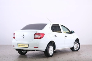 Седан Renault Logan 2016 года, 479000 рублей, Омск