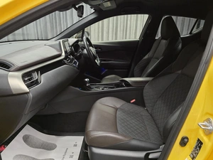 Внедорожник Toyota C-HR 2017 года, 2100000 рублей, Красноярск