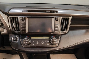 Внедорожник Toyota RAV4 2018 года, 2379000 рублей, Челябинск
