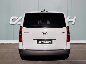 Минивэн Hyundai H-1 2019 года, 2749000 рублей, Большой Сочи