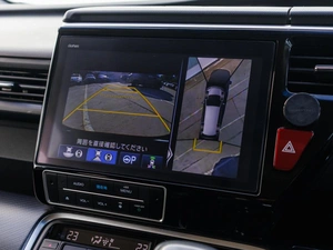 Минивэн Honda Stepwgn Spada 2018 года, 2250000 рублей, Большой Сочи