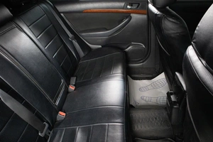 Седан Toyota Avensis 2007 года, 549000 рублей, Сургут