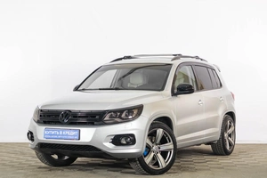 Внедорожник Volkswagen Tiguan 2011 года, 1539000 рублей, Тюмень