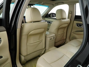 Седан Infiniti Q70 2016 года, 2299050 рублей, Москва