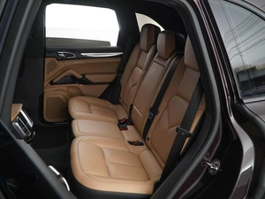 Внедорожник Porsche Cayenne 2014 года, 3657777 рублей, Москва