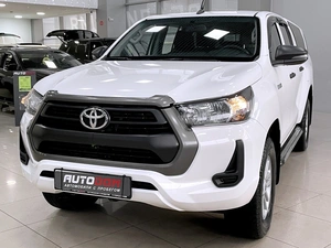 Пикап Toyota Hilux 2021 года, 4497000 рублей, Солонцы