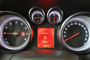 Седан Opel Astra 2012 года, 950000 рублей, Мирное