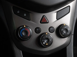 Седан Chevrolet Aveo 2012 года, 719000 рублей, Тюмень