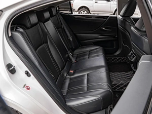 Седан Lexus ES 2018 года, 3469000 рублей, Краснодар