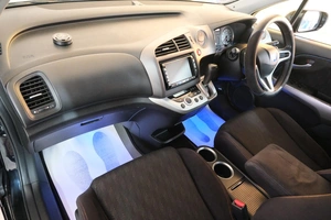 Минивэн Honda Stream 2011 года, 1259000 рублей, Омск