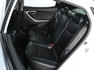 Седан Hyundai Avante 2012 года, 1269000 рублей, Аксай