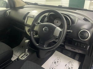 Хетчбэк Nissan Note 2011 года, 599000 рублей, Ачинск