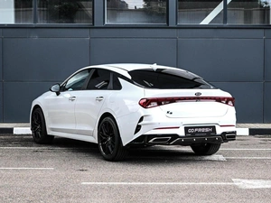 Седан Kia K5 2021 года, 2299000 рублей, Кирилловка