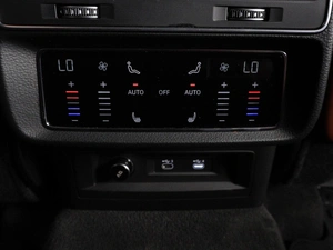 Внедорожник Audi Q7 2020 года, 6319000 рублей, Красный Пахарь