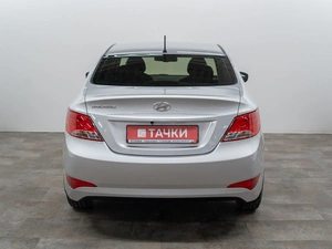 Седан Hyundai Solaris 2016 года, 1149000 рублей, Красноярск
