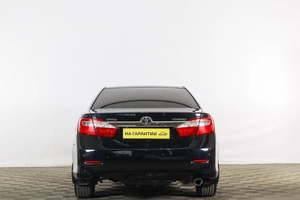 Седан Toyota Camry 2013 года, 1499000 рублей, Тюмень