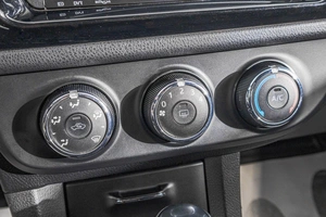 Седан Toyota Corolla 2013 года, 1329000 рублей, Барнаул