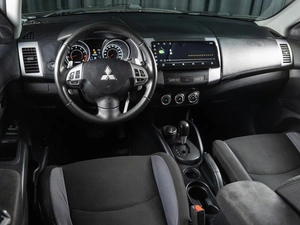 Внедорожник Mitsubishi Outlander 2010 года, 970000 рублей, Волгоград