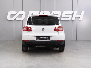 Внедорожник Volkswagen Tiguan 2010 года, 999000 рублей, Воронеж