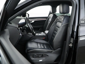 Внедорожник Volkswagen Touareg 2019 года, 8843055 рублей, Москва