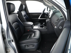Внедорожник Toyota Land Cruiser 2021 года, 7725077 рублей, Москва