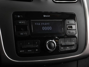 Хетчбэк Renault Sandero 2019 года, 1049000 рублей, Тюмень