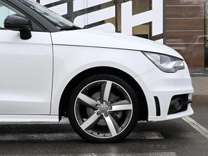 Хетчбэк Audi A1 2013 года, 1150000 рублей, Волгоград