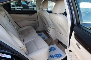 Седан Lexus ES 2014 года, 2500000 рублей, Мирное