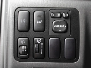 Внедорожник Toyota Land Cruiser Prado 2007 года, 2310000 рублей, Омск