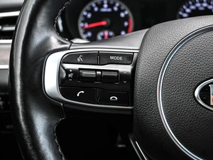 Седан Kia K5 2021 года, 2299000 рублей, Кирилловка