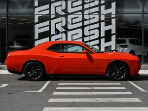 Купе Dodge Challenger 2020 года, 3700000 рублей, Волгоград
