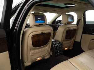 Седан Jaguar XJ 2010 года, 1749077 рублей, Москва