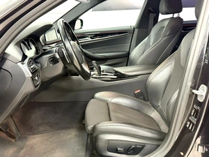 Седан BMW 5 серия 2018 года, 3545000 рублей, Красноярск