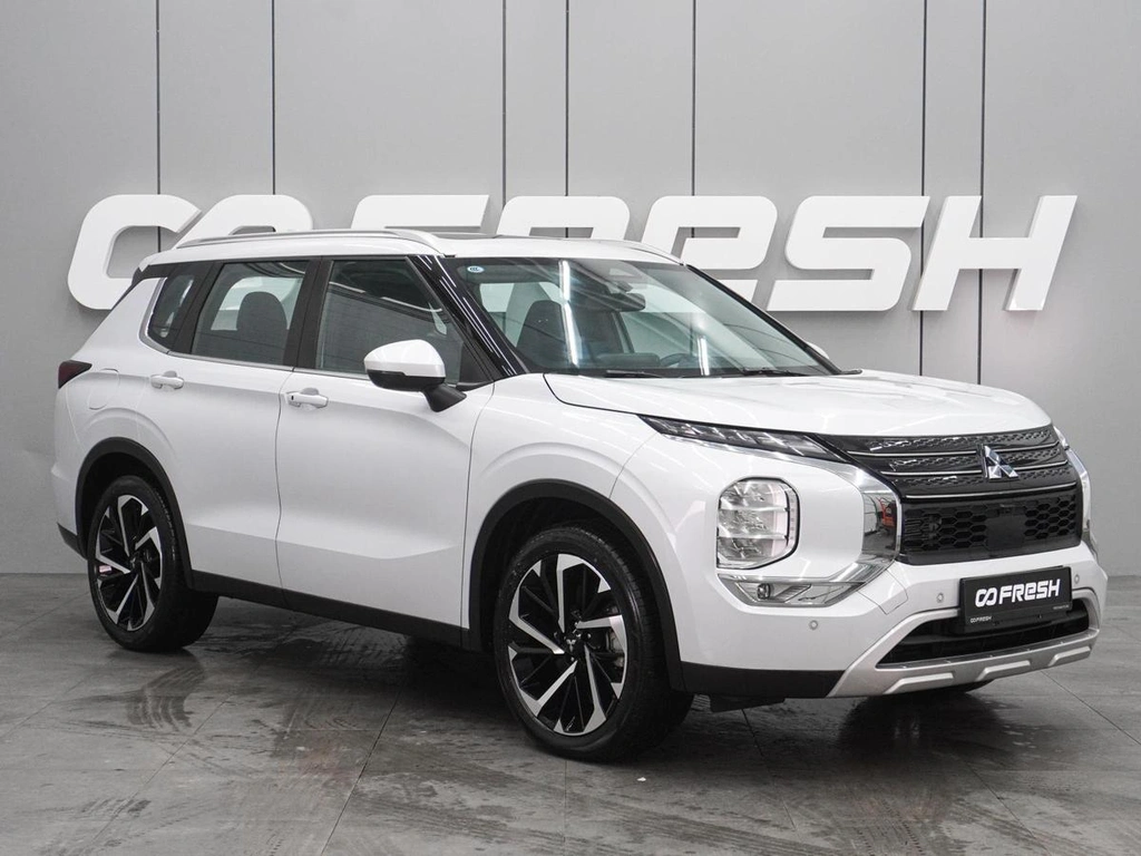 Внедорожник Mitsubishi Outlander 2022 года, 3819000 рублей, Воронеж