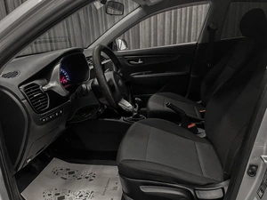 Седан Kia Rio 2020 года, 1150000 рублей, Красноярск