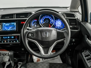 Хетчбэк Honda Fit 2016 года, 975000 рублей, Красноярск