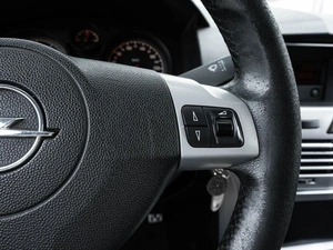 Хетчбэк Opel Astra 2011 года, 425000 рублей, Ставрополь