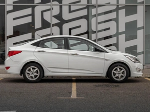 Седан Hyundai Solaris 2015 года, 960000 рублей, Краснодар