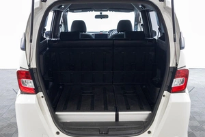 Минивэн Honda Freed 2011 года, 999000 рублей, Барнаул