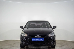 Седан Hyundai Solaris 2011 года, 529000 рублей, Оренбург