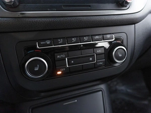 Хетчбэк Volkswagen Golf Plus 2012 года, 649000 рублей, Саратов