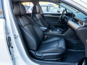 Седан Kia K5 2025 года, 3299000 рублей, Саратов