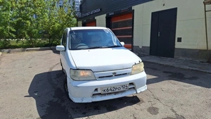 Минивэн Nissan Cube 2002 года, 175000 рублей, Красноярск