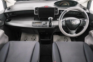 Минивэн Honda Freed 2010 года, 1079000 рублей, Красноярск