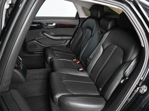 Седан Audi A8 2015 года, 2915000 рублей, Аксай