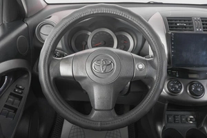 Внедорожник Toyota RAV4 2010 года, 1459000 рублей, Кемерово