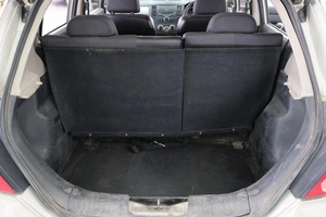 Седан Nissan Tiida 2005 года, 369000 рублей, Омск