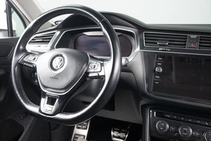 Внедорожник Volkswagen Tiguan 2018 года, 2899000 рублей, Оренбург